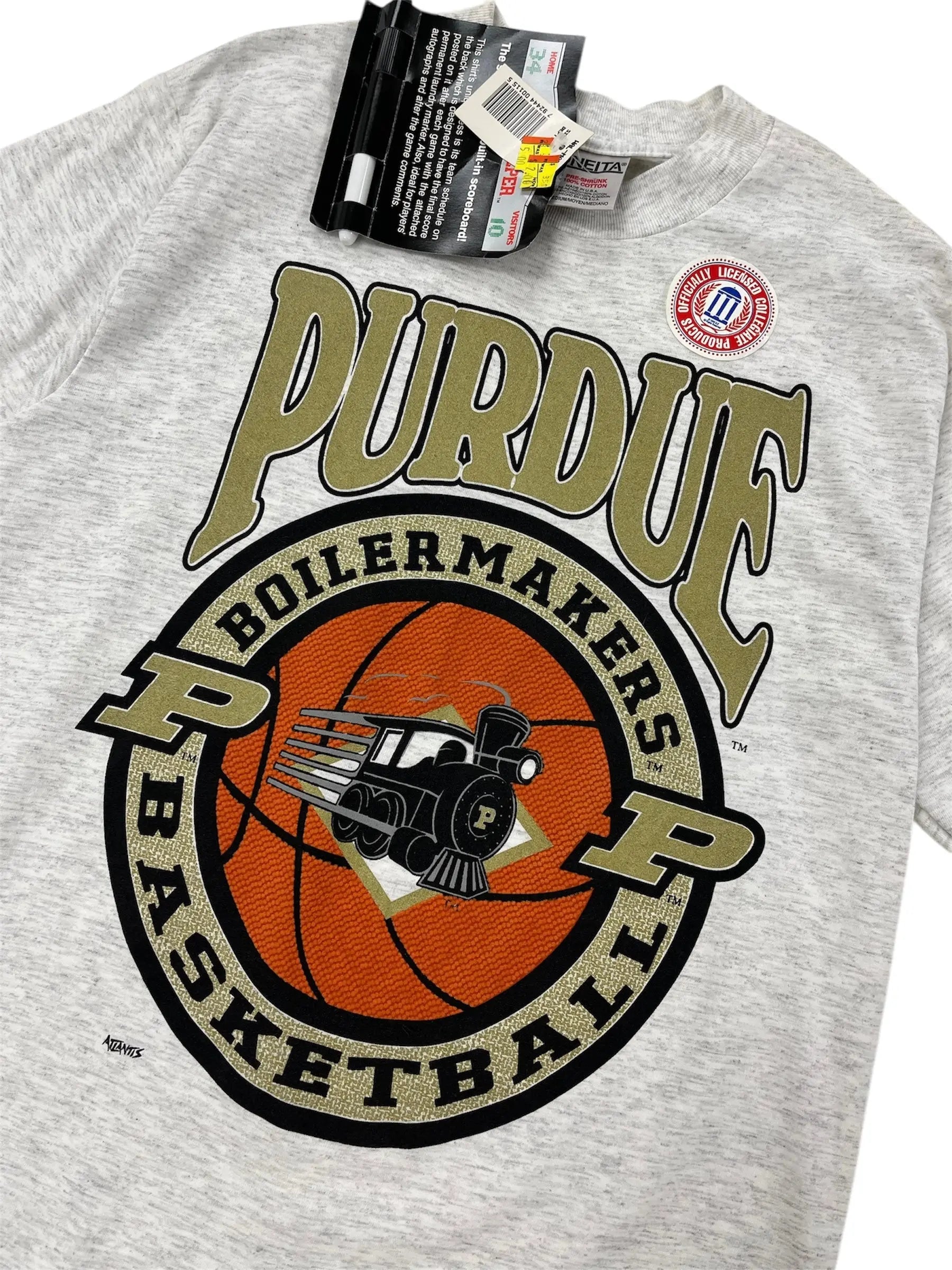 1997 Purdue Boilermakers Basketball Graphic Tshirt - M Hammered Threads